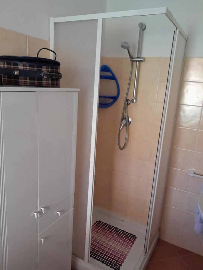 Villa Su Due Livelli Super Accessoriata Сант'Анна-Аррези Экстерьер фото